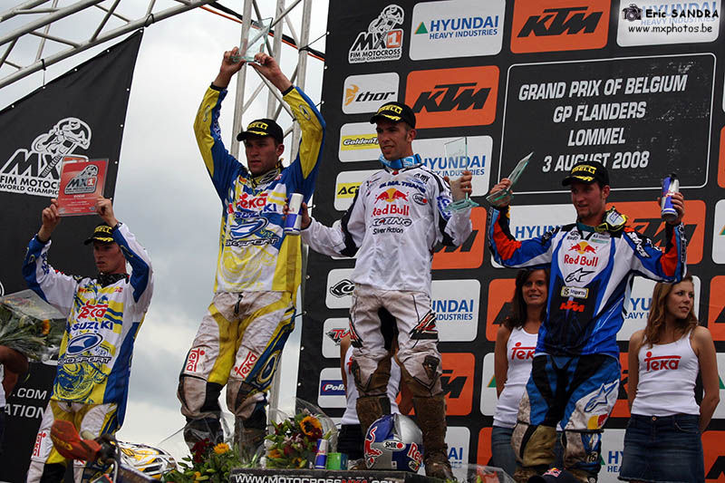 MX1 Podium