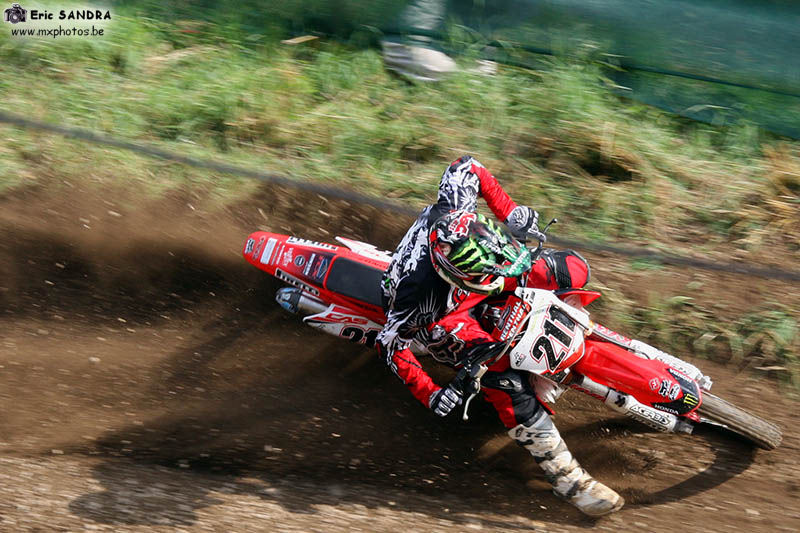 MX1 Billy MACKENZIE