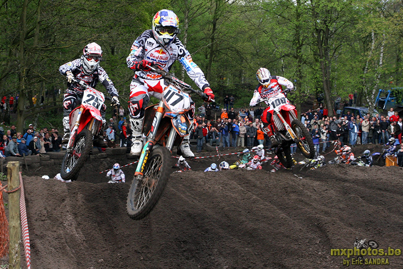 MX1 Jonathan BARRAGAN   Clement DESALLE   Kevin STRIJBOS