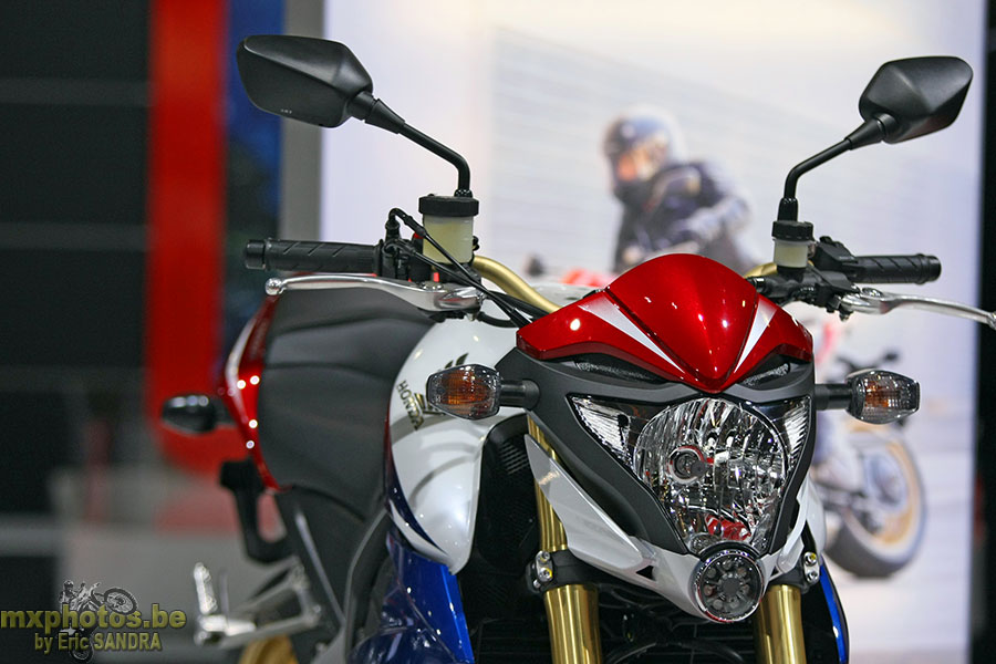 Honda CB100RR ABS