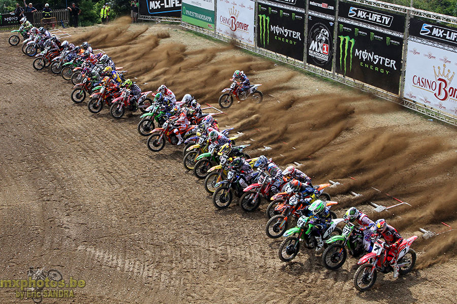  Start MX1 Race 1 