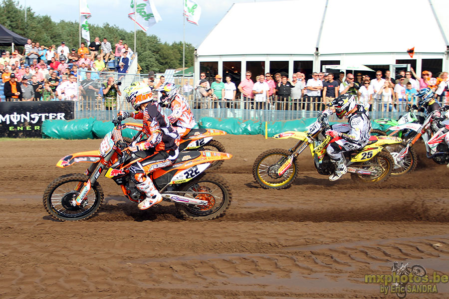  Start MX1 Race 2 