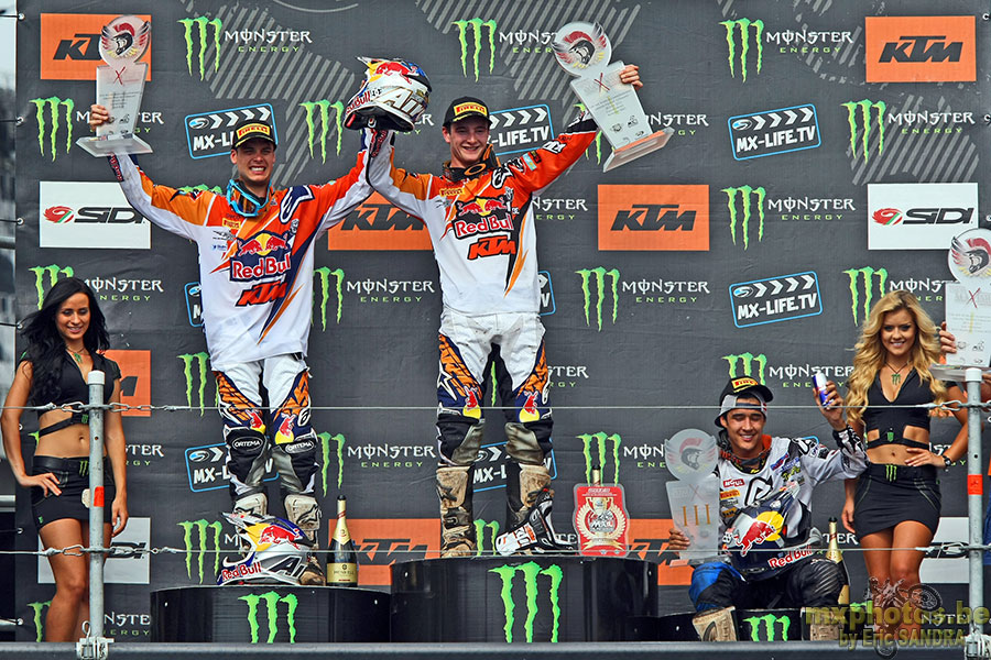  Podium MX2 