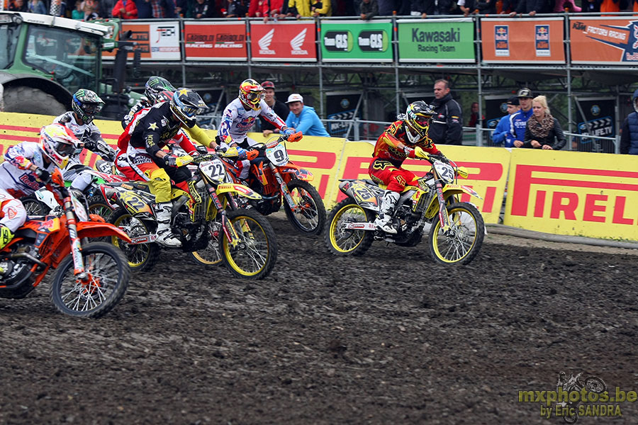  Start MX1 Race 2 