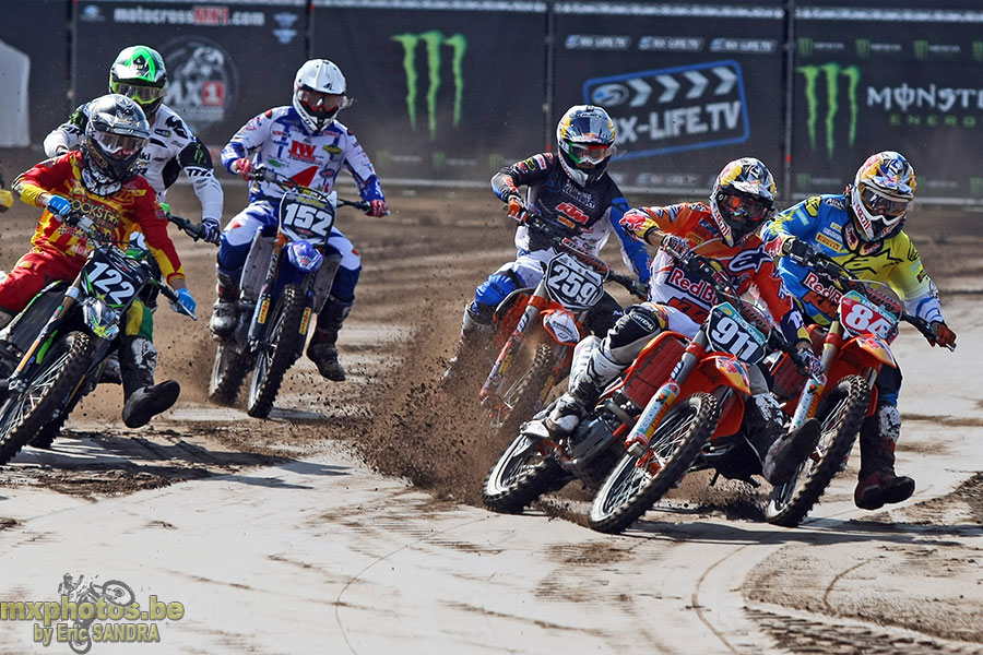  Start MX2 Race 2 