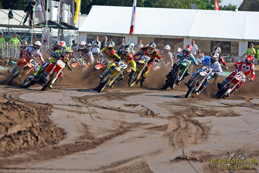  Start MX1 Race 2 