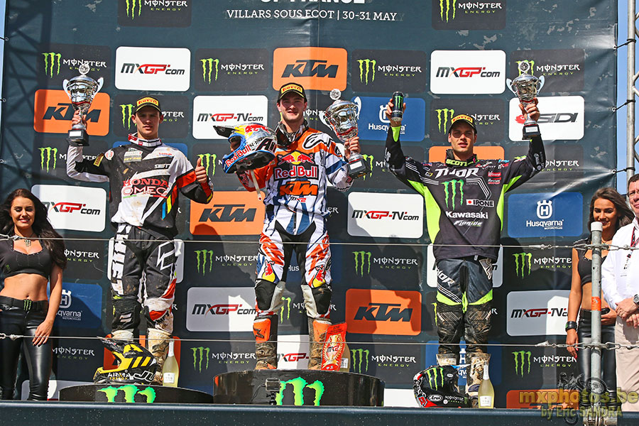  Podium MX2 