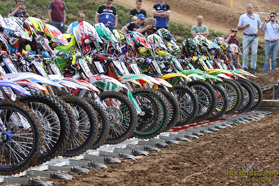  Start MX2 Qualifying 