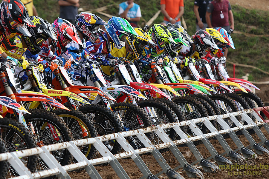  Start MX1 Qualifying 