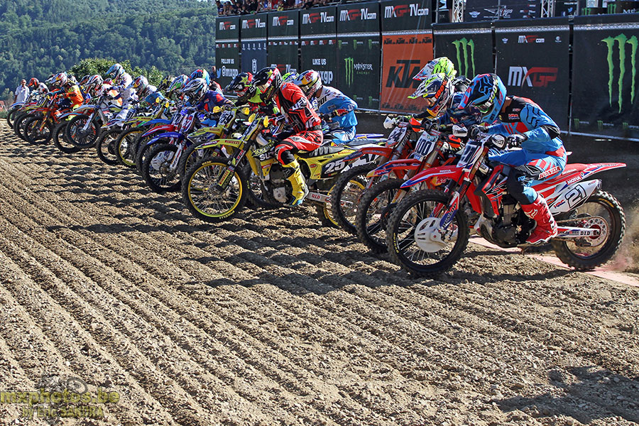  Start MXGP Race2 