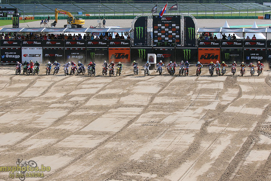  Start MX2 Qualifying 