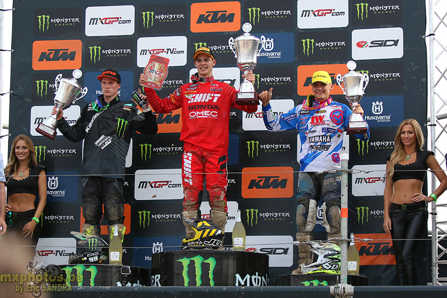  Podium MX2 