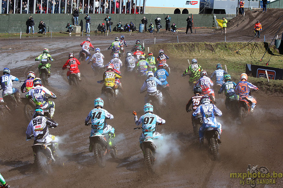  Start MX2 Race1 