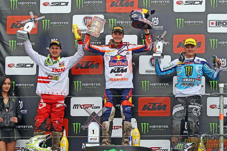  Podium MX2 