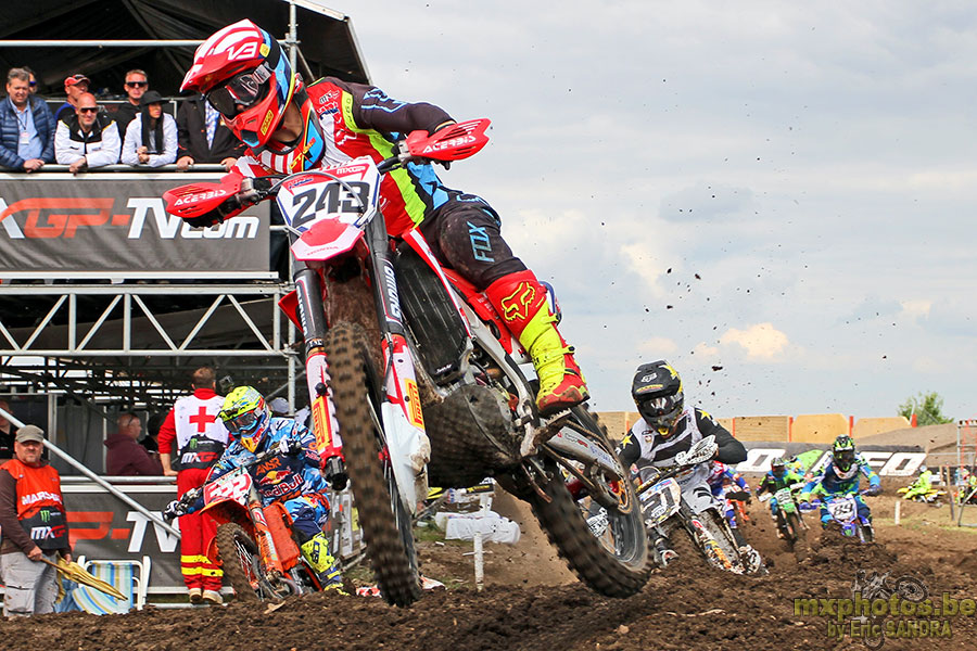  Tim GAJSER 