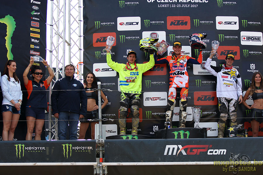  Podium MX2 