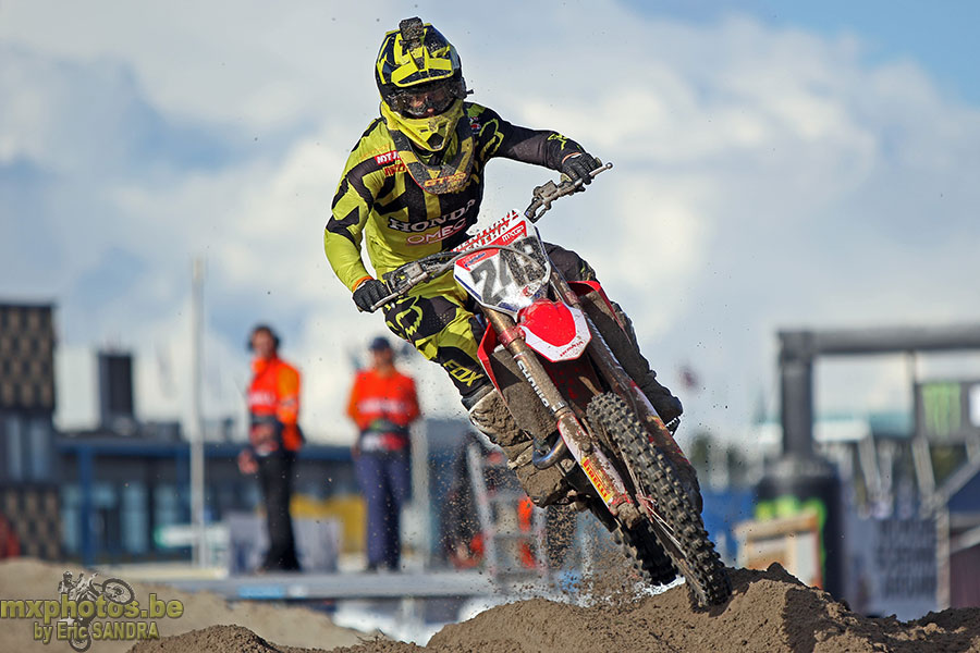  Tim GAJSER 