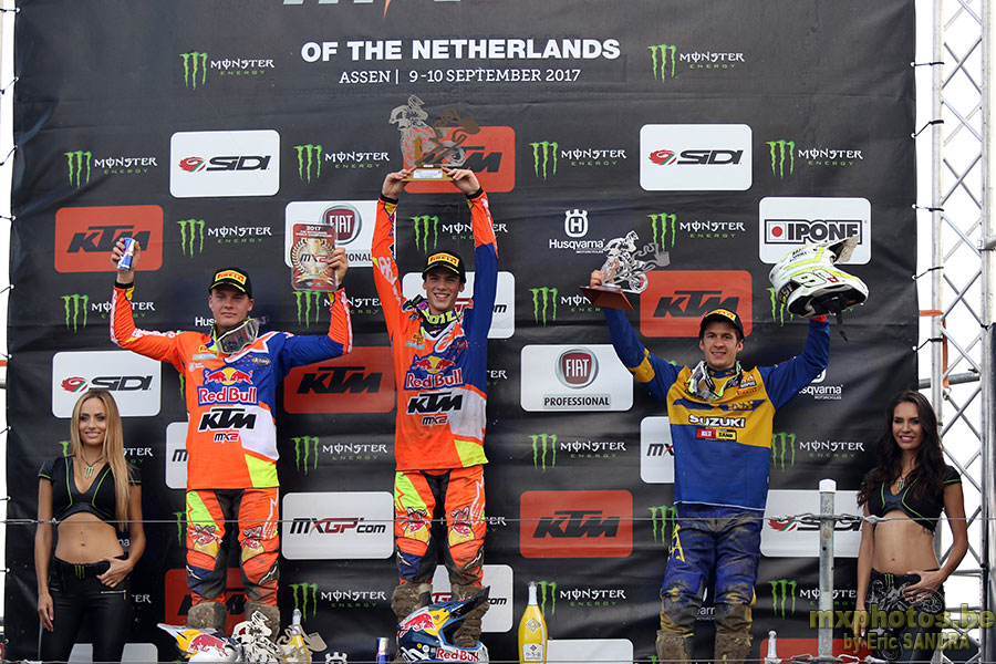  Podium MX2 