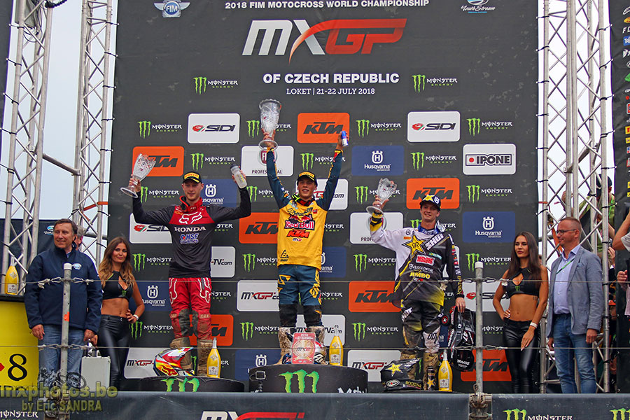  Podium MX2 