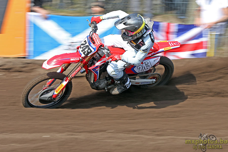  Tim GAJSER 