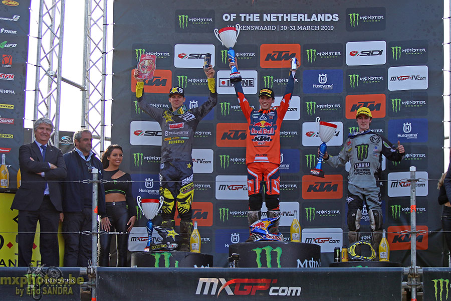  Podium MX2 