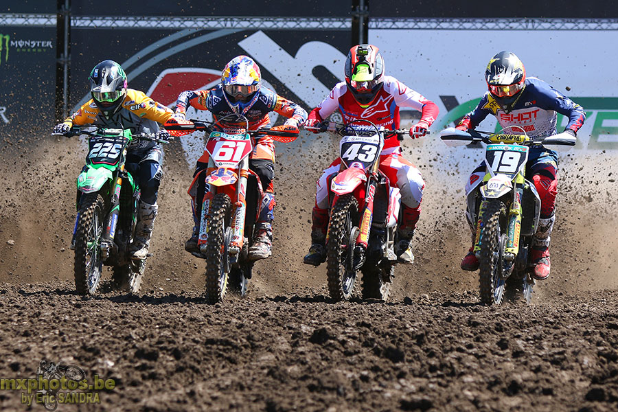  Start MX2 Race1 