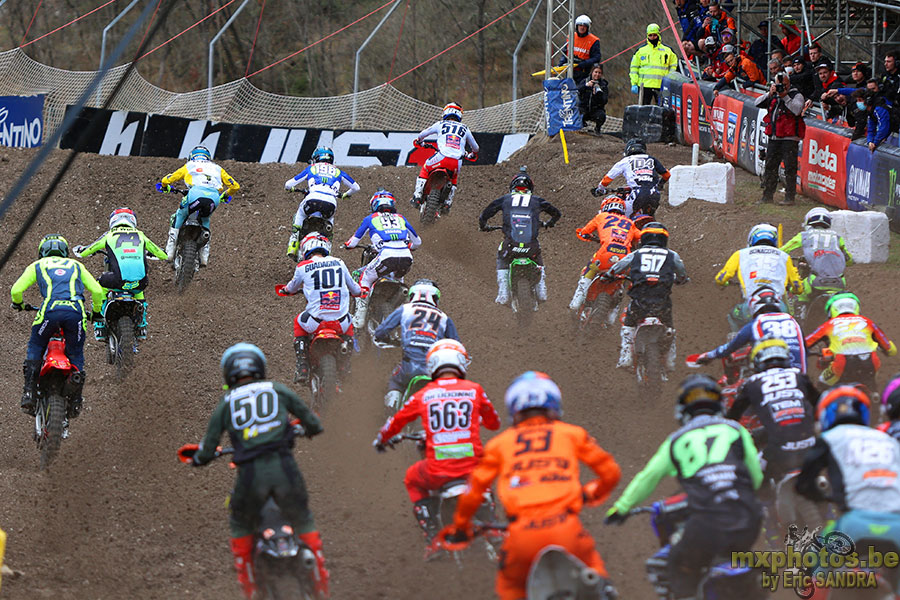 10/04/2022 Trentino :  Start MX2 Qualifying 