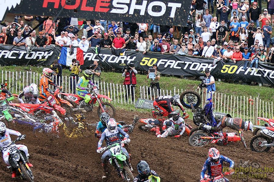 05/06/2022 Ernee :  Start MXGP Race1 