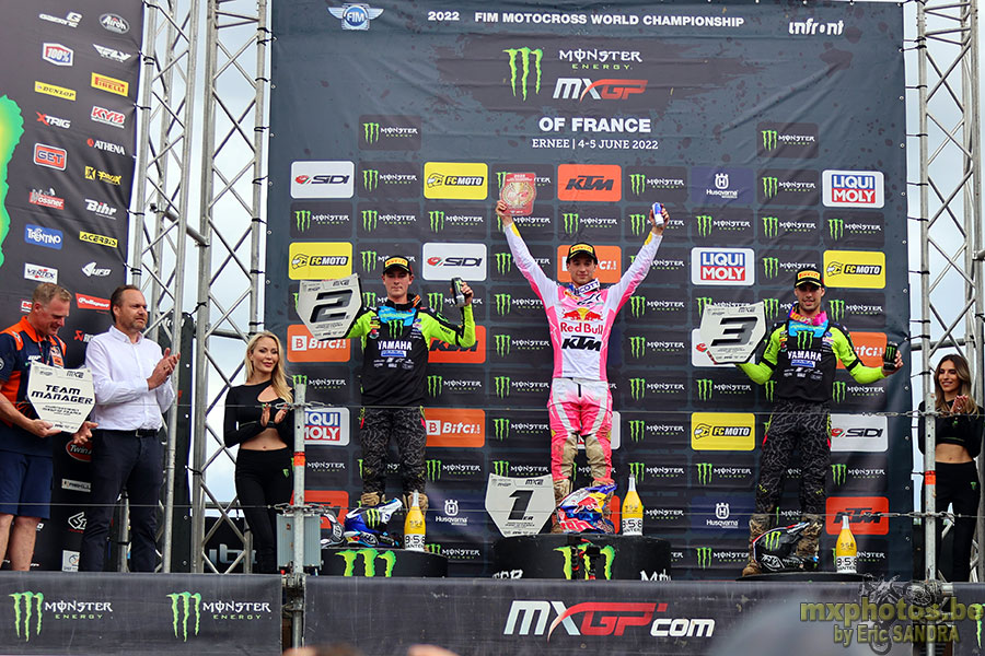  Podium MX2 